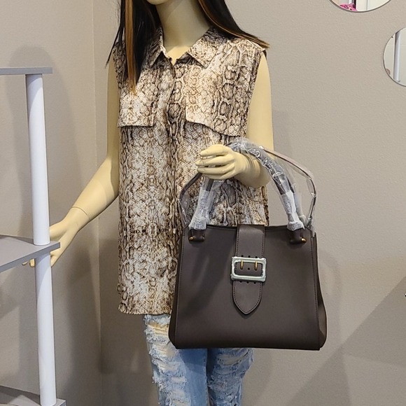 AUTHENTIC BURBERRY BUCKLE TOTE - Picture 12 of 16